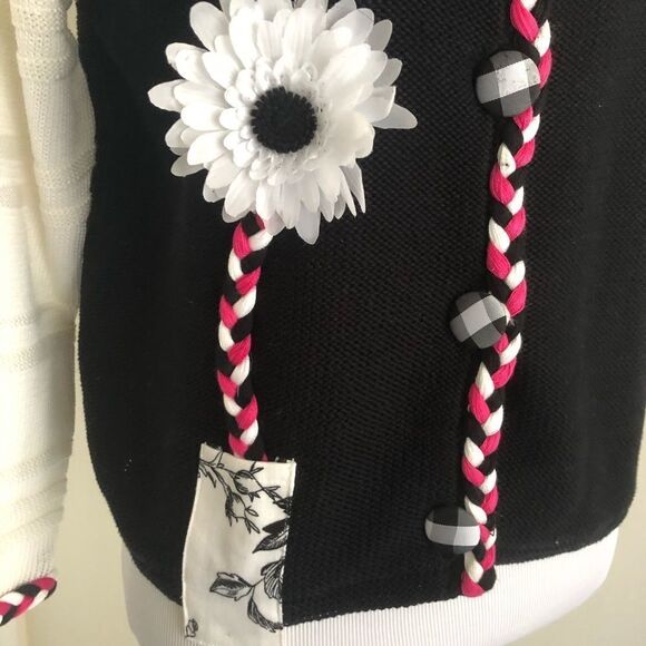 Susan Bristol Limited whimsical Floral Cardigan - Picture 5 of 8